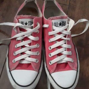 Women's size 7 hot pink Converse